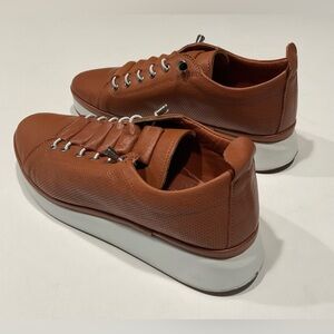 🌺NWOT Women’s Full Genuine Leather in & out, Size 39/8.5
